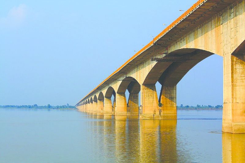 ചിത്രം:Vol7p106 800px-Gandhi Setu Bridge in Patna, India.jpg