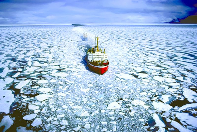 ചിത്രം:Vol3p302 Ice Breaker Arctic.jpg