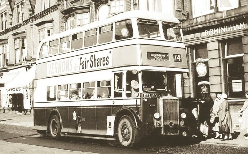 ചിത്രം:Vol5p729 Warwickshire, Birmingham, DD Bus 1950's UK.jpg