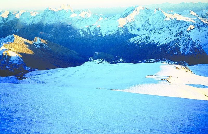 ചിത്രം:Vol6p655 Elbrus mountain.jpg