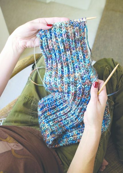 ചിത്രം:Vol6p329 knitting stitches 1.jpg