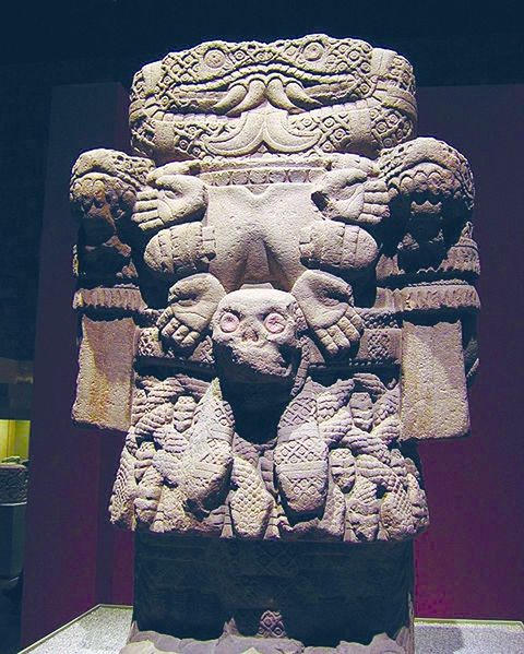 ചിത്രം:480px-Aztec statue of Coatlicue2C the earth goddess.jpg.jpg