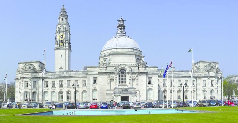 ചിത്രം:Vol5p270 Cardiff City Hall cropped.jpg