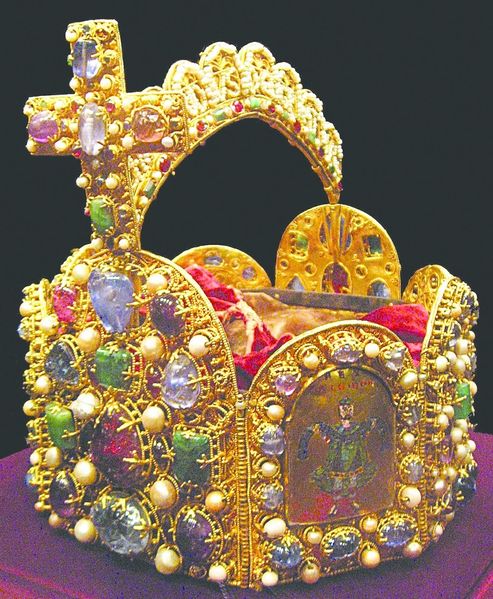 ചിത്രം:Vol7p526 Imperial Crown of the Holy Roman Empire.jpg