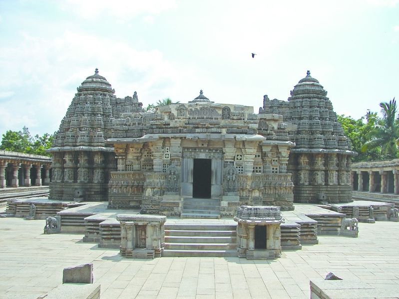 ചിത്രം:Vol6p545 Somanathapura Keshava temple.jpg