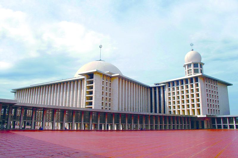 ചിത്രം:Vol3p690 Istiqlal Mosque.jpg.jpg