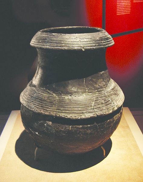 ചിത്രം:Vol6p655 neolithic Cooking Vessel china Hemudu Culture 22.jpg
