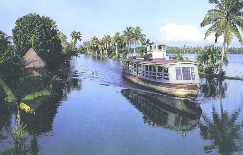 ചിത്രം:Vol6p223 Canal- Alappuzha-Kottayam.jpg