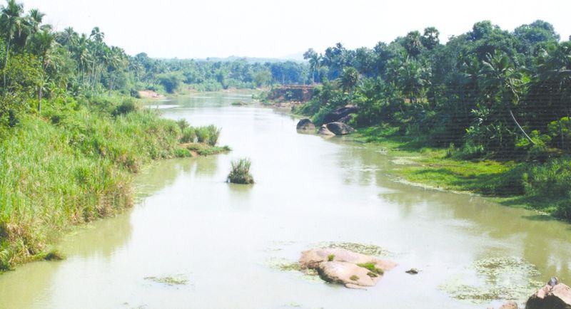 ചിത്രം:Vol6p223 Kanyakumari-Thamraparni river.jpg
